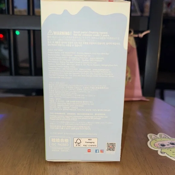 Exciting Macaron Labubu - Green Grape - Picture 4 of 7